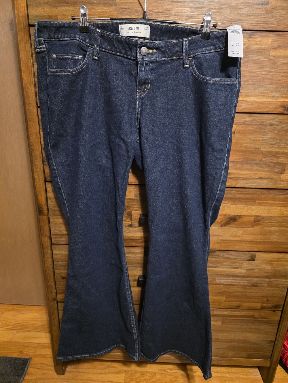 Hollister Women's Dark Indigo Flared Jeans (Size 18)
